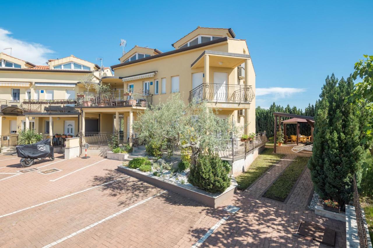 Apartment Andrea Green Oasis Rosini